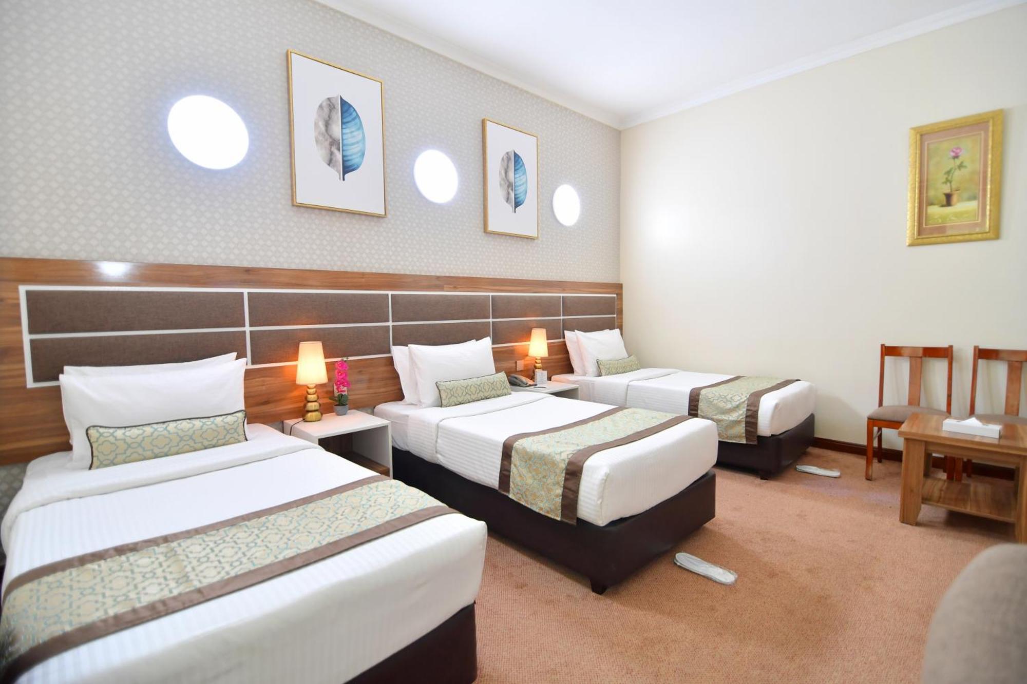 Nejoum Al Emarat Hotell Sharjah Exteriör bild